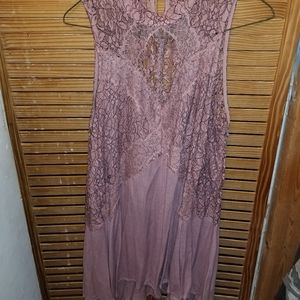 Women pink and black sleeveless long blouse